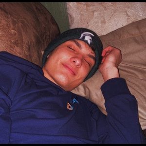 Meet your Posher, Andrew